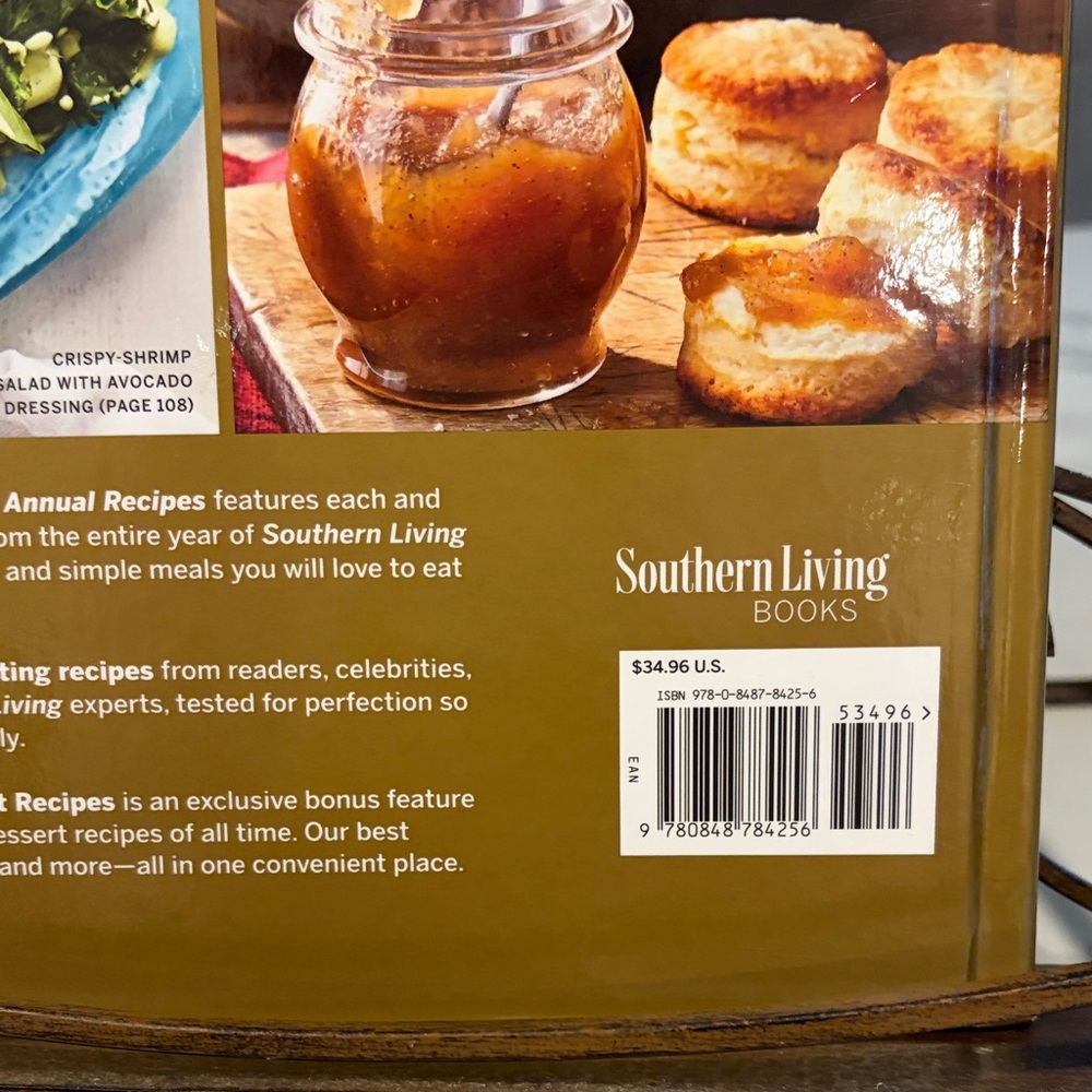 Southern Living 2020 Annual Recipes — Red and White Holiday Cake Cover - Picture 2 of 4
